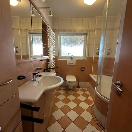 アパート Wolffsmemo 1&2 *